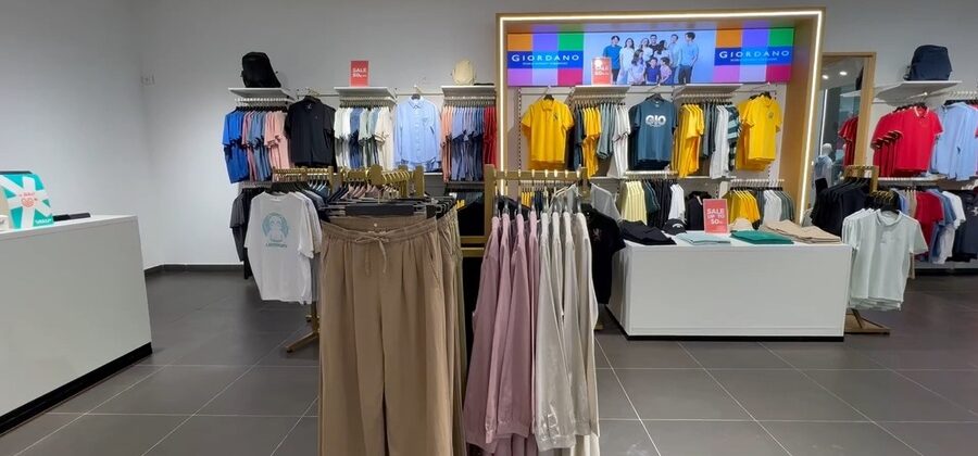 Photograph: Shop Furnishing 10