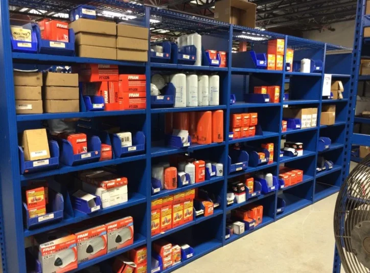 Solutions de stockage pour ateliers automobiles Image web : Solutions de stockage pour les ateliers automobiles