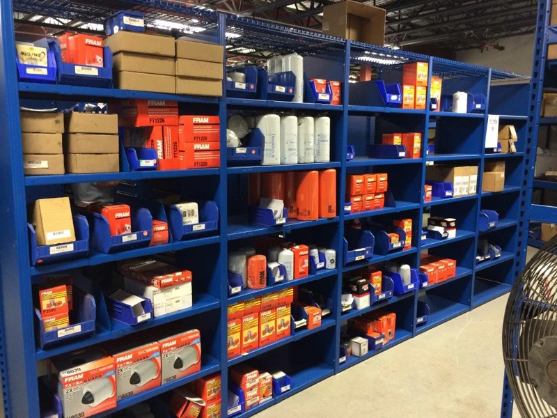 Image web : Solutions de stockage pour les ateliers automobiles